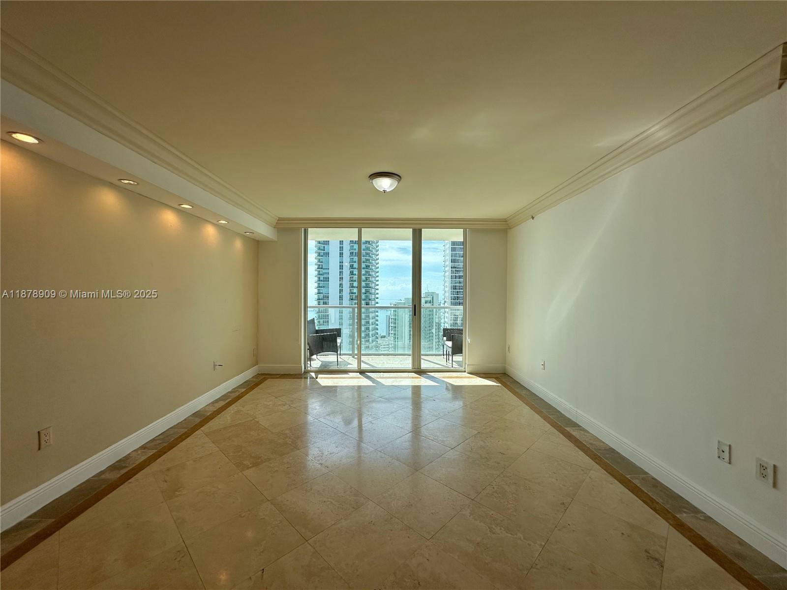 1155 Brickell Bay Dr 3303