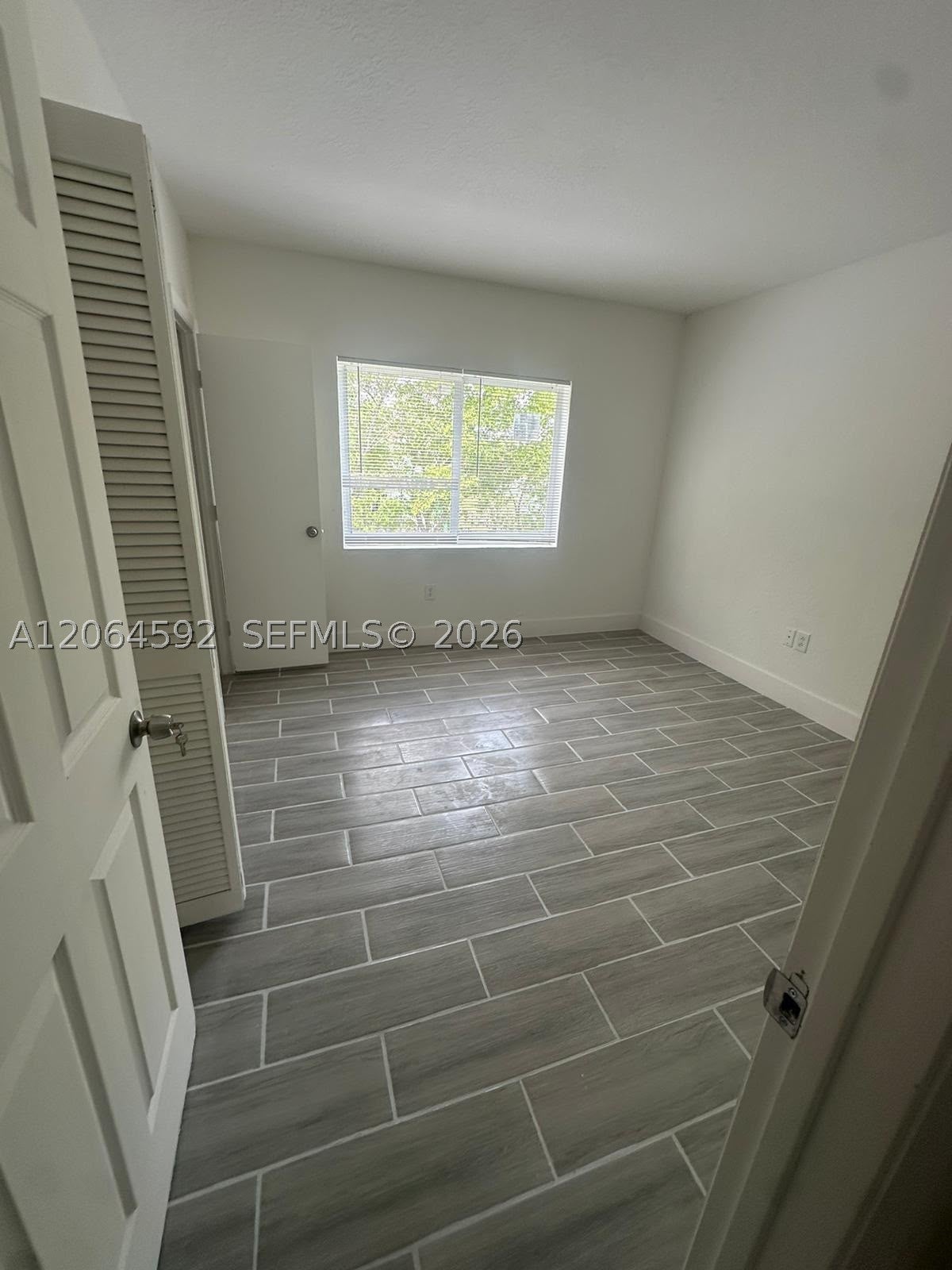 8325 NW 5th Ave 8325
