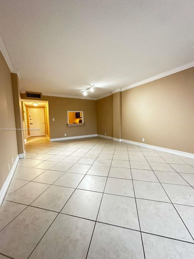 ISLAND PLACE AT NORTH BAY - Residential Lease