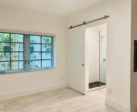 1201 Pennsylvania Ave 107 Miami Beach FL 33139