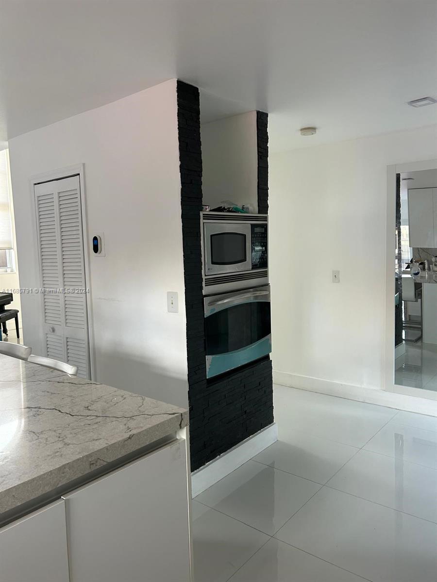 FOREST LAKES HOMES - Residential Lease