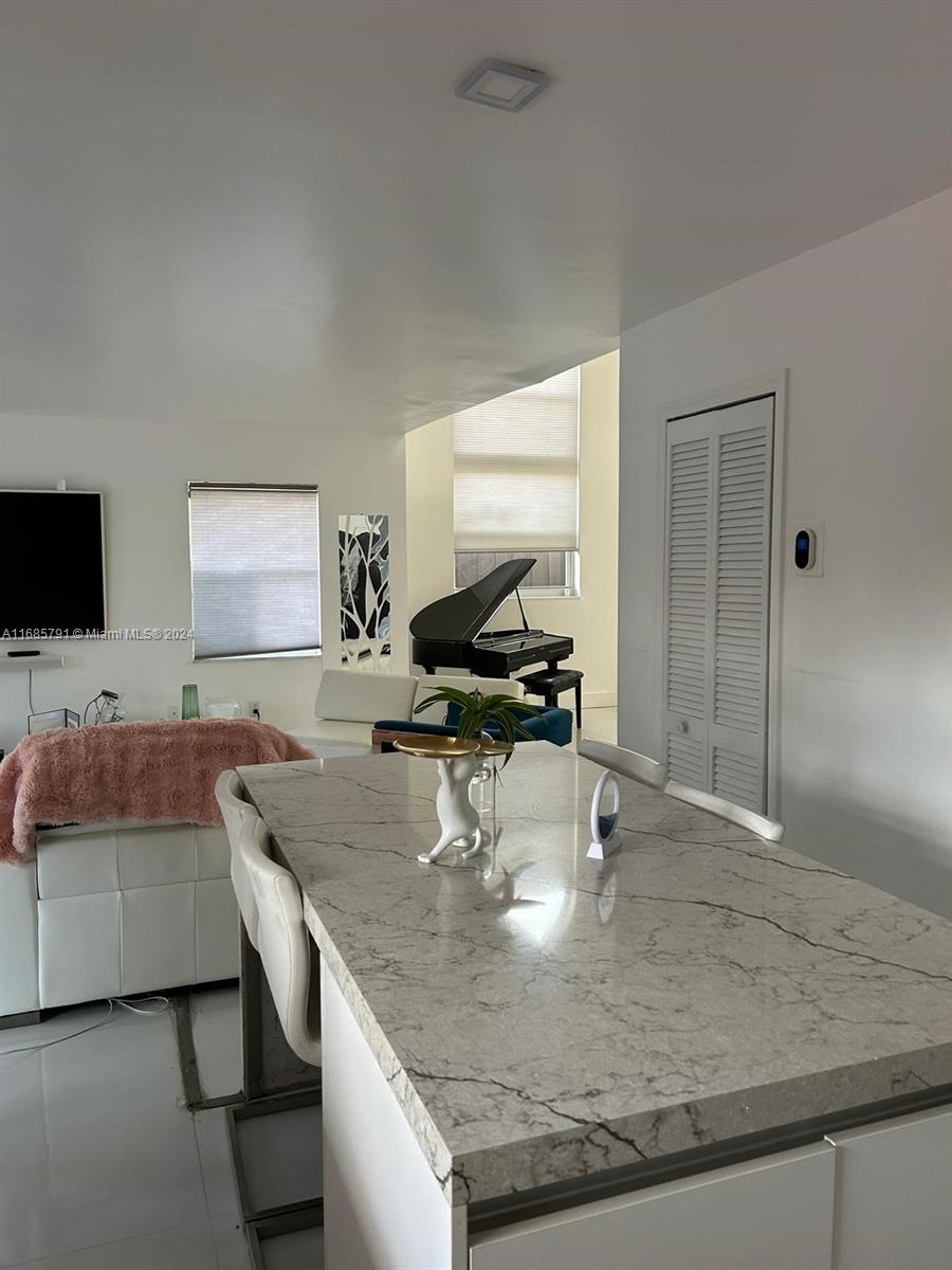 FOREST LAKES HOMES - Residential Lease