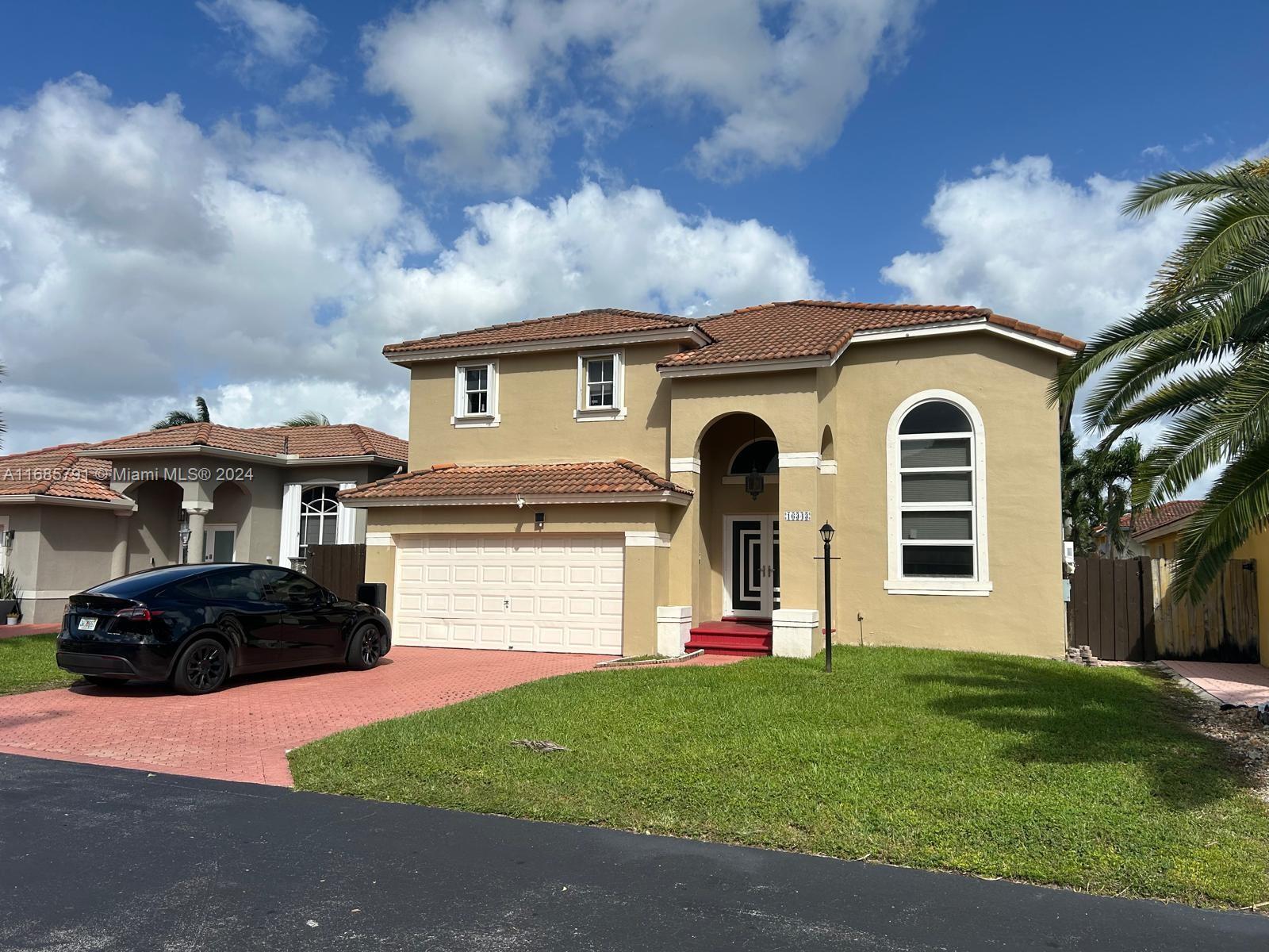 FOREST LAKES HOMES - Residential Lease