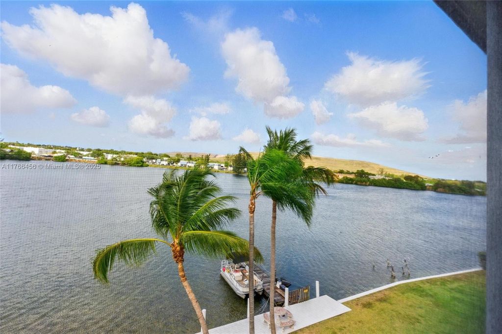 Photo of 4311 Crystal Lake Dr #413, Deerfield Beach, FL 33064 (MLS # A11766456)