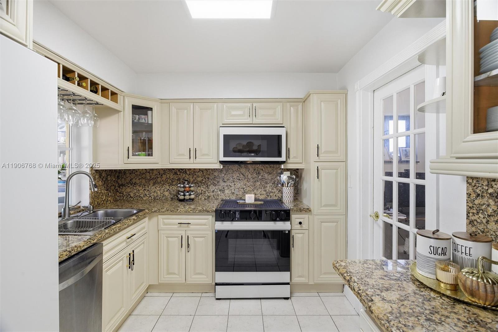 BOULEVARD HEIGHTS SEC 1 - Residential