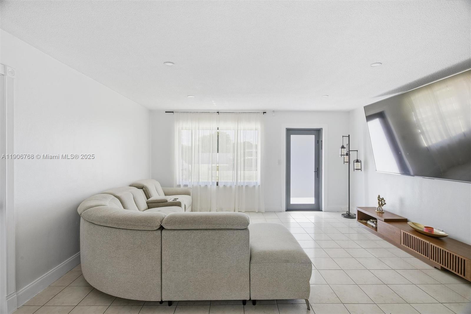 BOULEVARD HEIGHTS SEC 1 - Residential