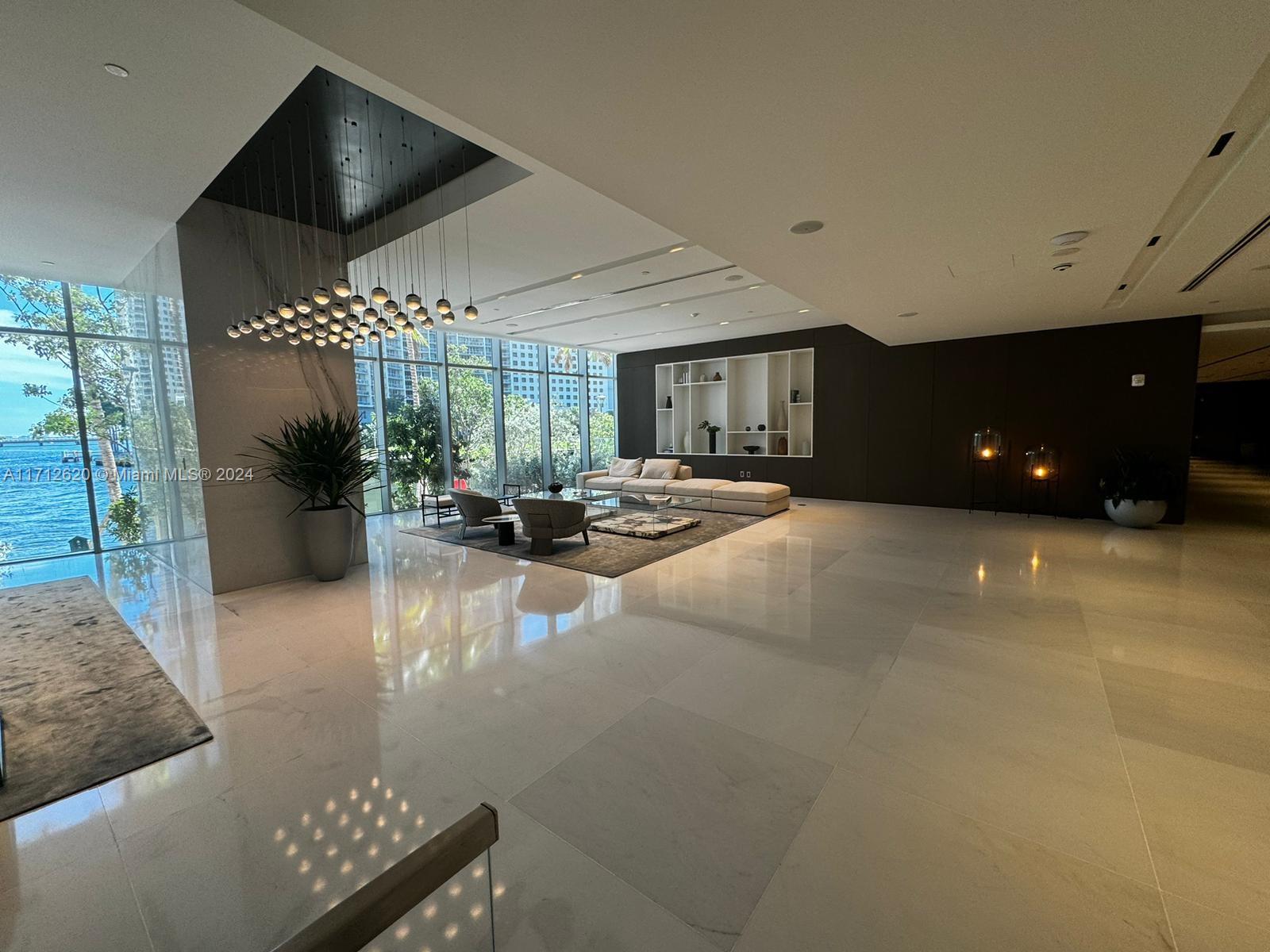 300 Biscayne Boulevard Way 1806