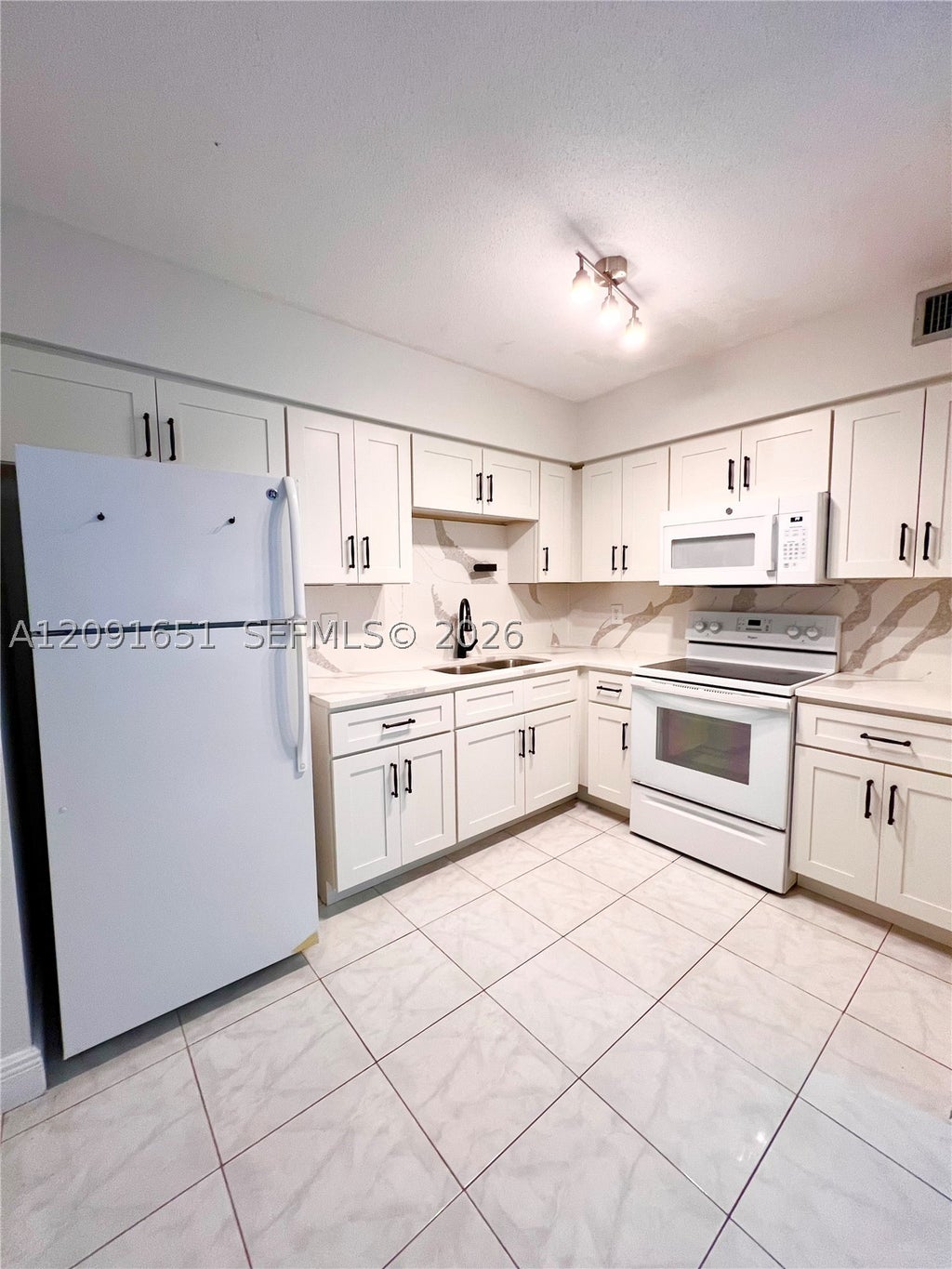 Photo of 260 NW 19th St #0270, Boca Raton, FL 33432 (MLS # A12091651)