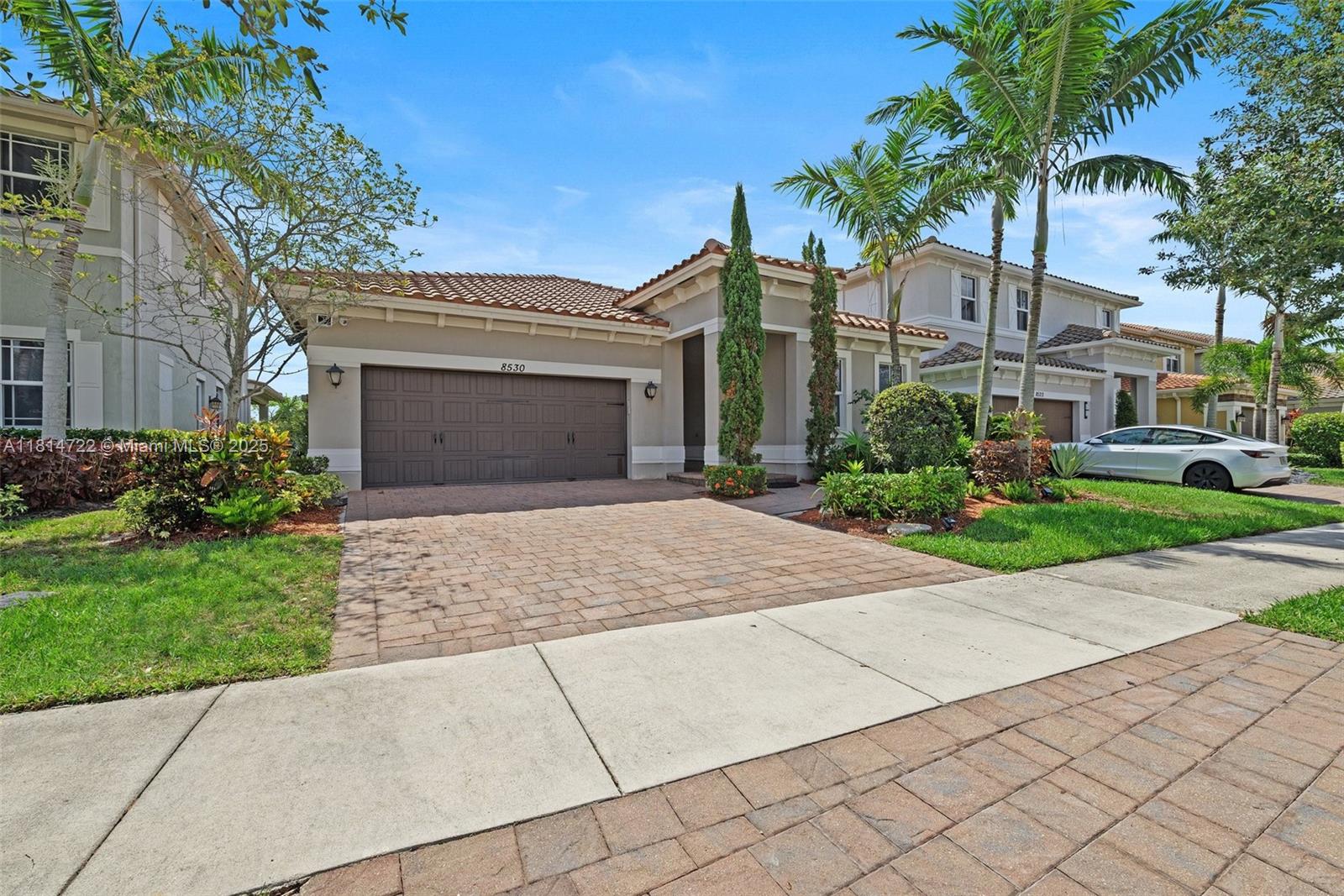 Miralago - Residential