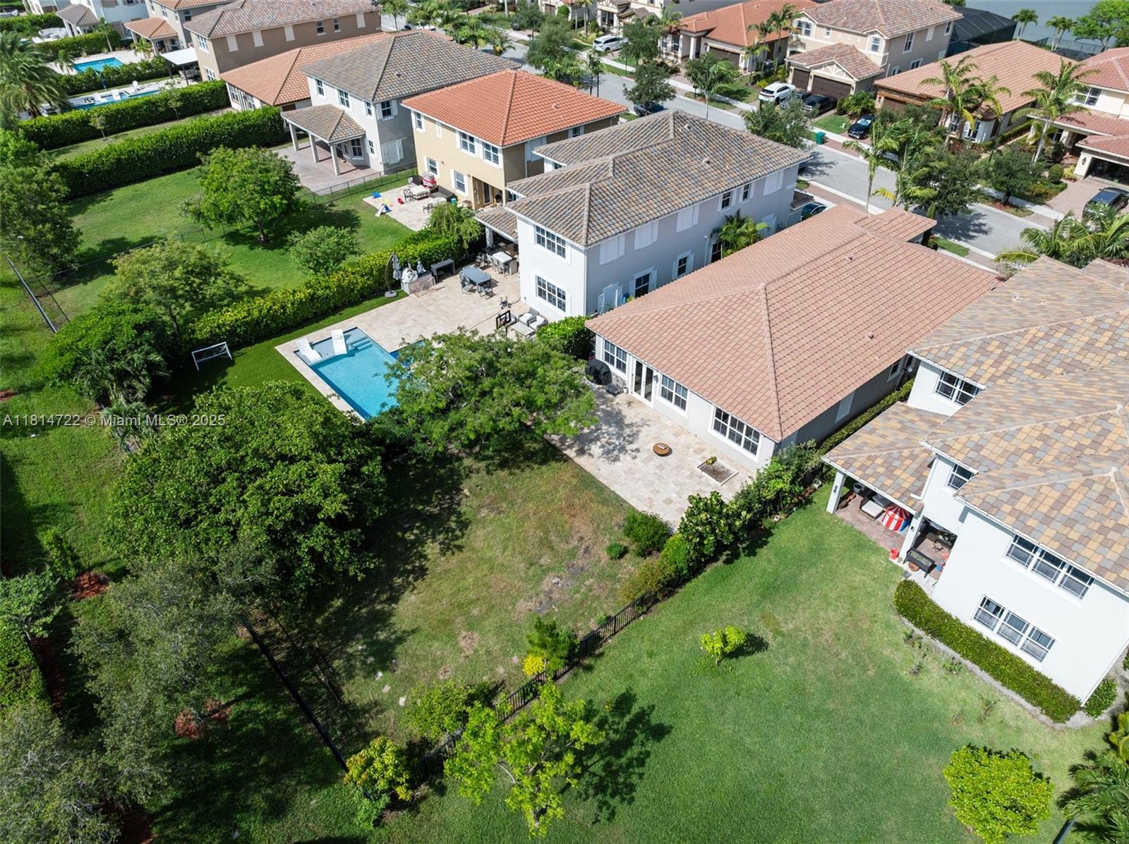 Miralago - Residential