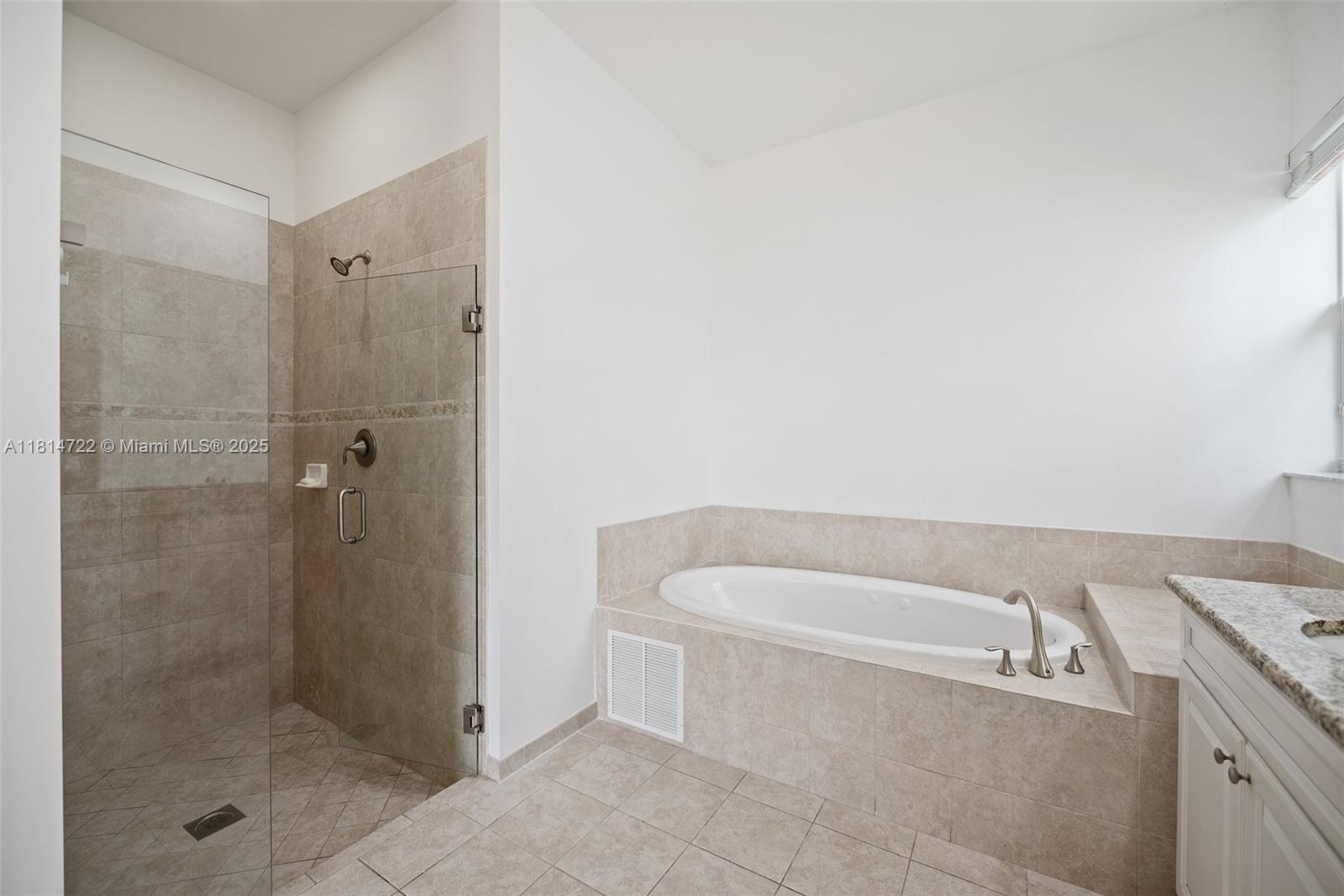 Miralago - Residential