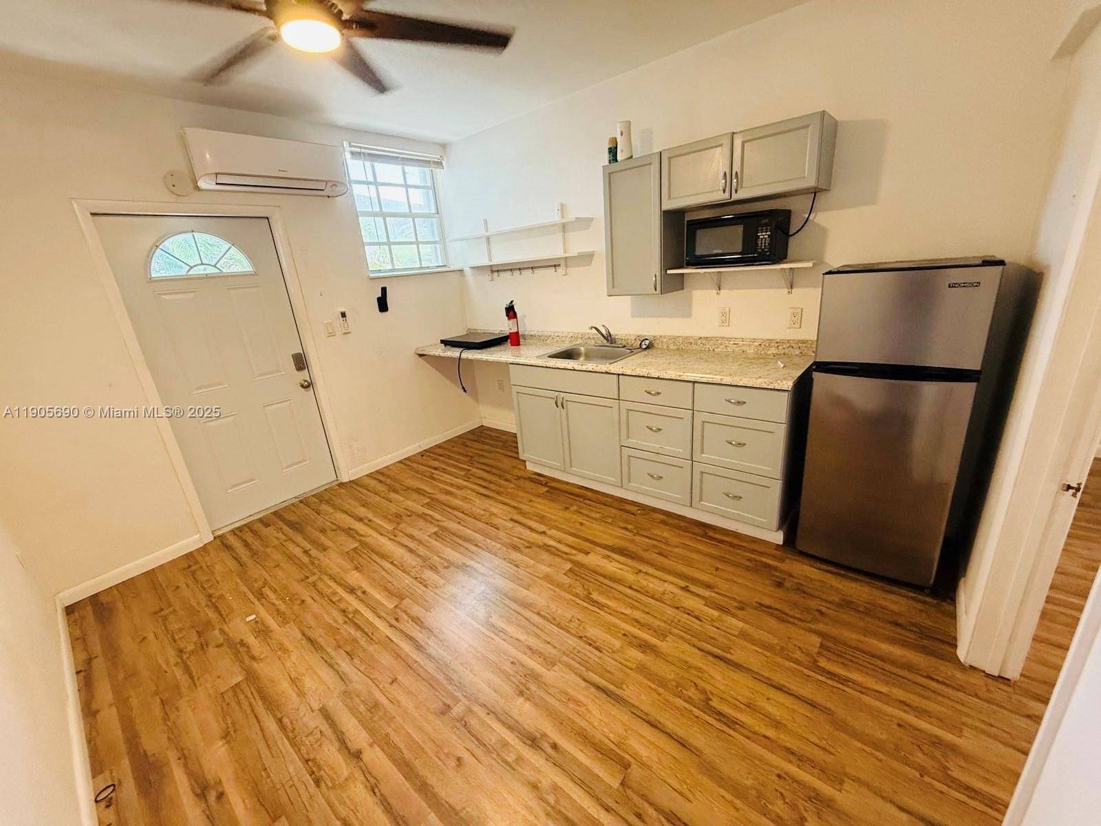 MIRAMAR PARK - Residential Lease