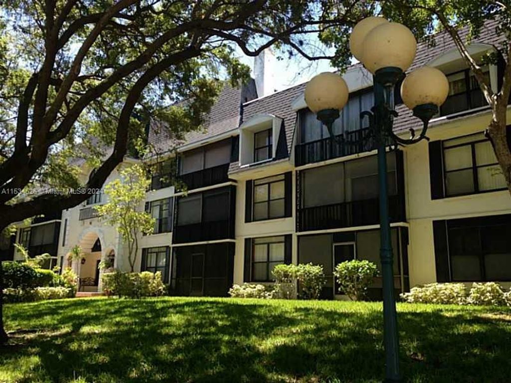 Photo of 3680 Inverrary Dr #1F, Lauderhill, FL 33319 (MLS # A11534526)