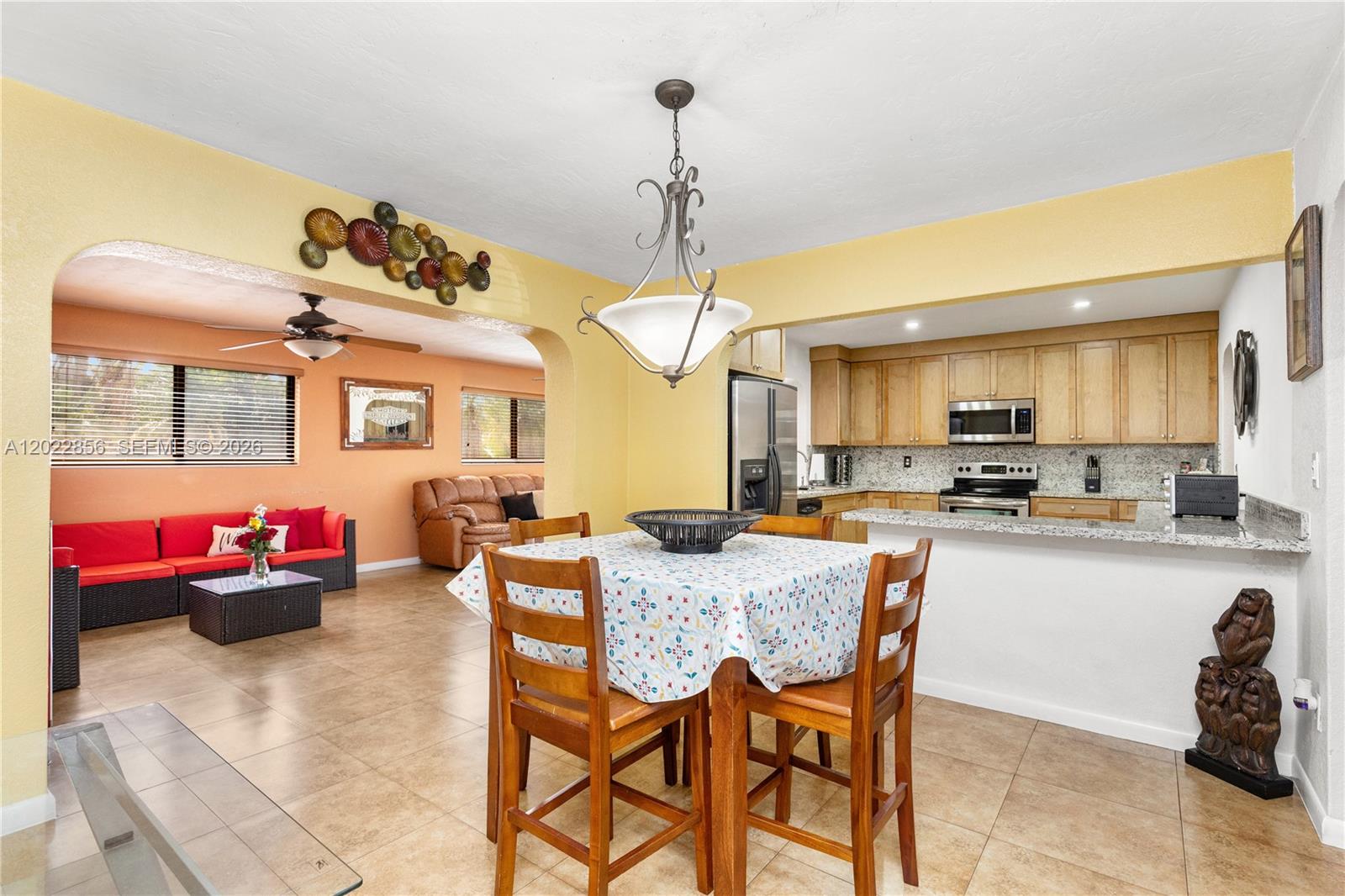 PASADENA LAKES SOUTH - Residential