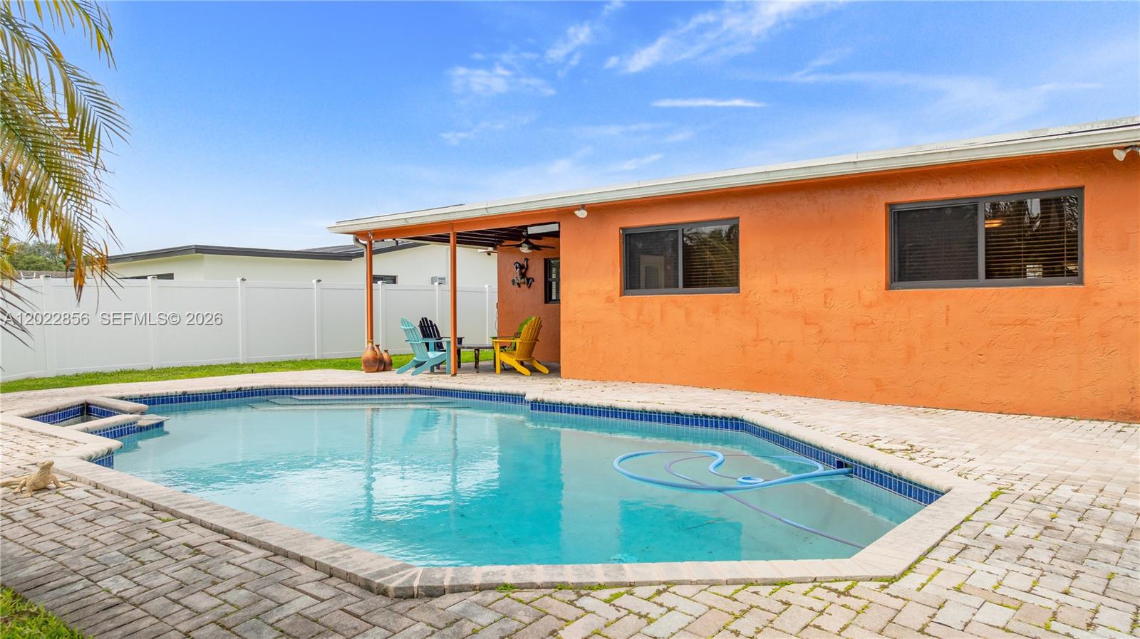 PASADENA LAKES SOUTH - Residential