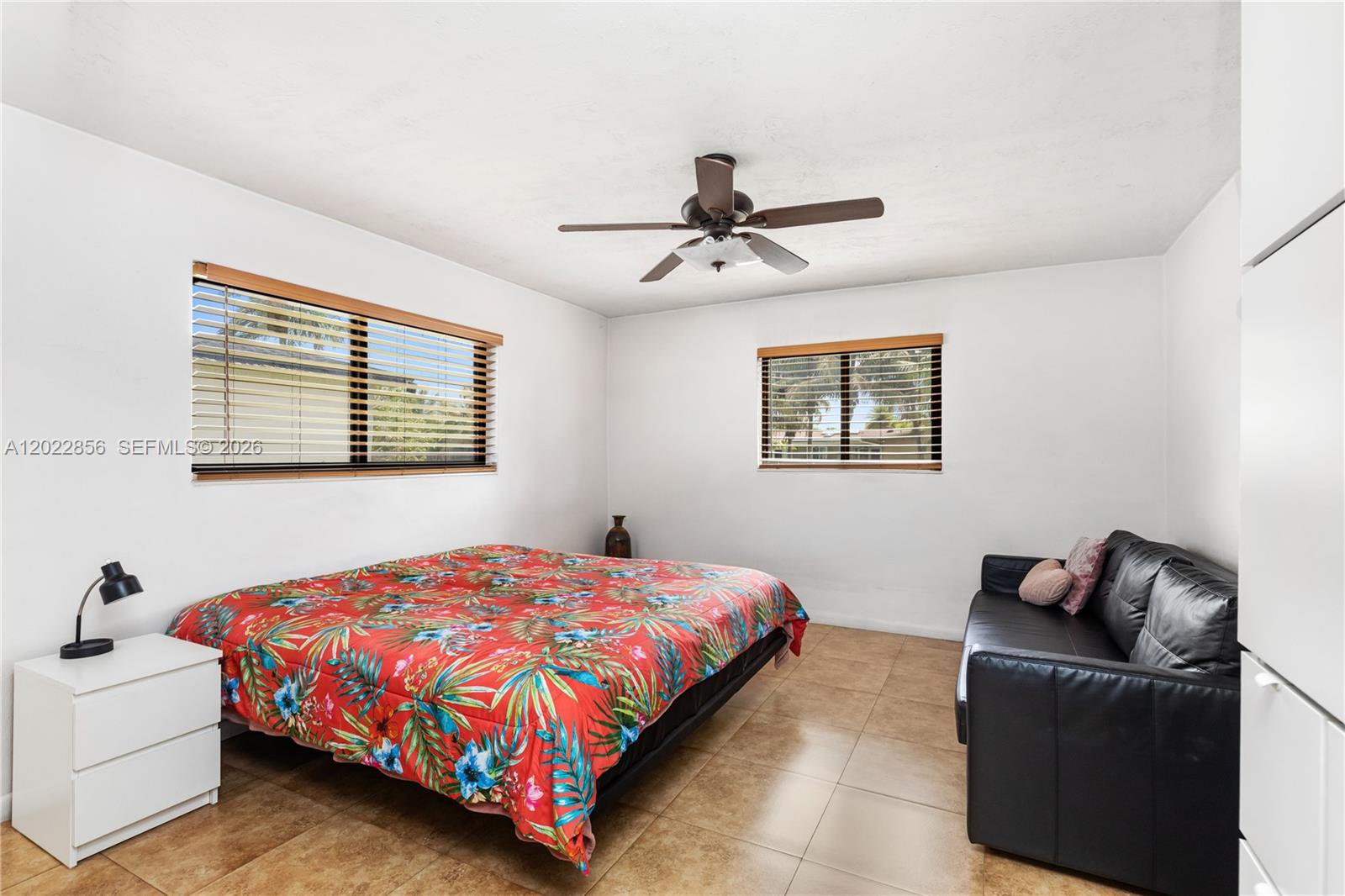 PASADENA LAKES SOUTH - Residential