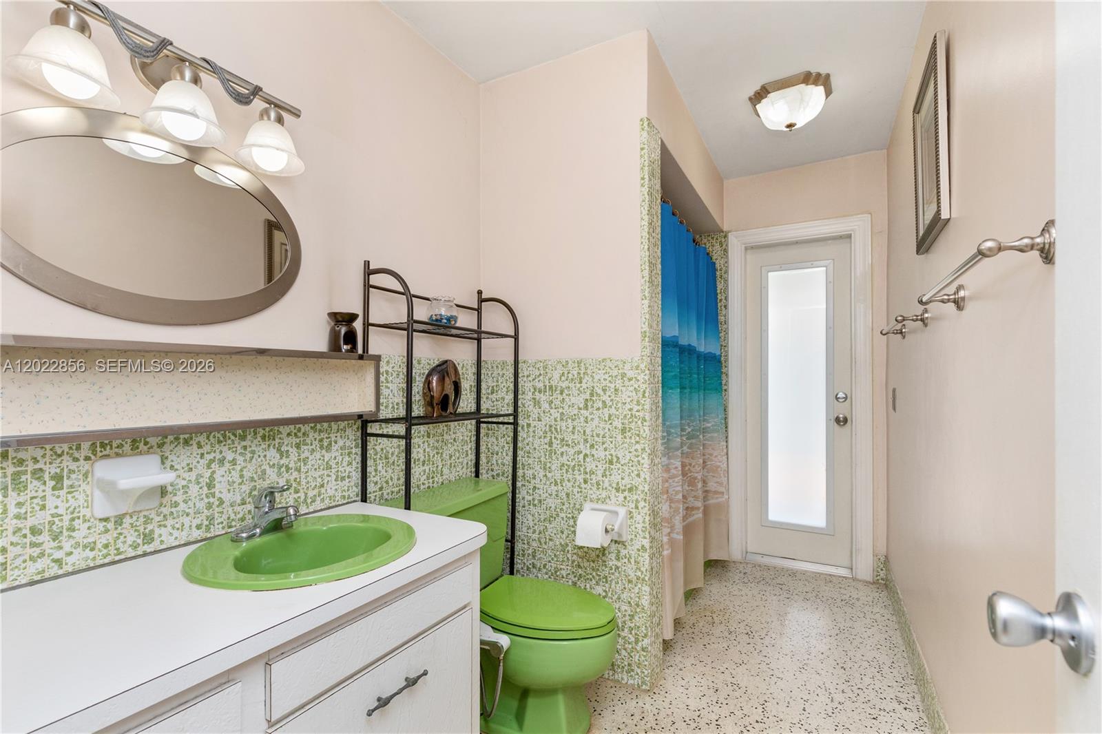 PASADENA LAKES SOUTH - Residential