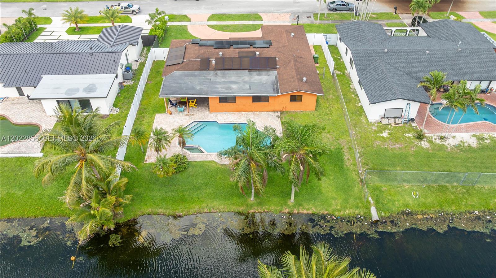PASADENA LAKES SOUTH - Residential