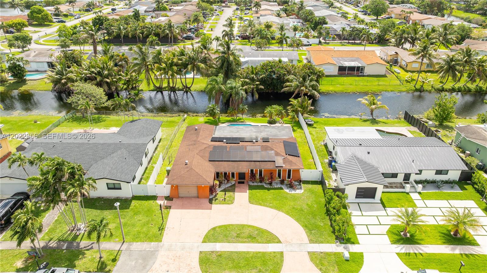 PASADENA LAKES SOUTH - Residential