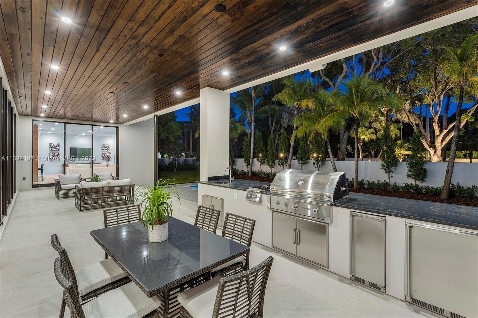 OLD CUTLER POINT - Residential