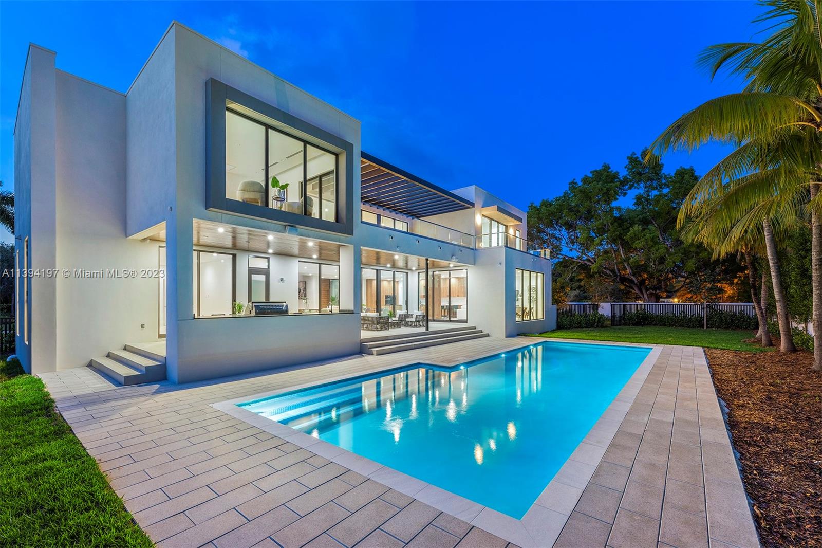 OLD CUTLER POINT - Residential