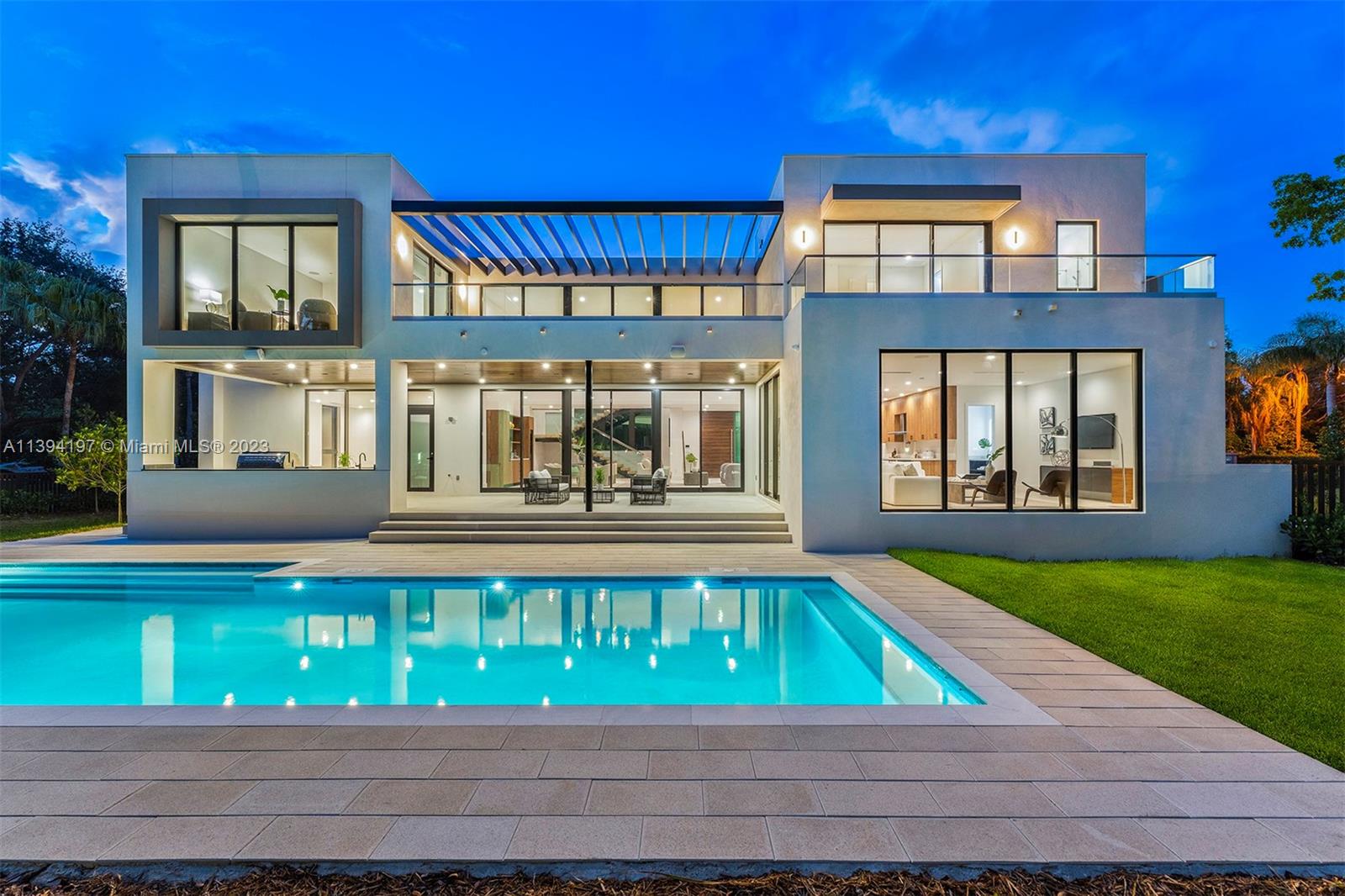 OLD CUTLER POINT - Residential