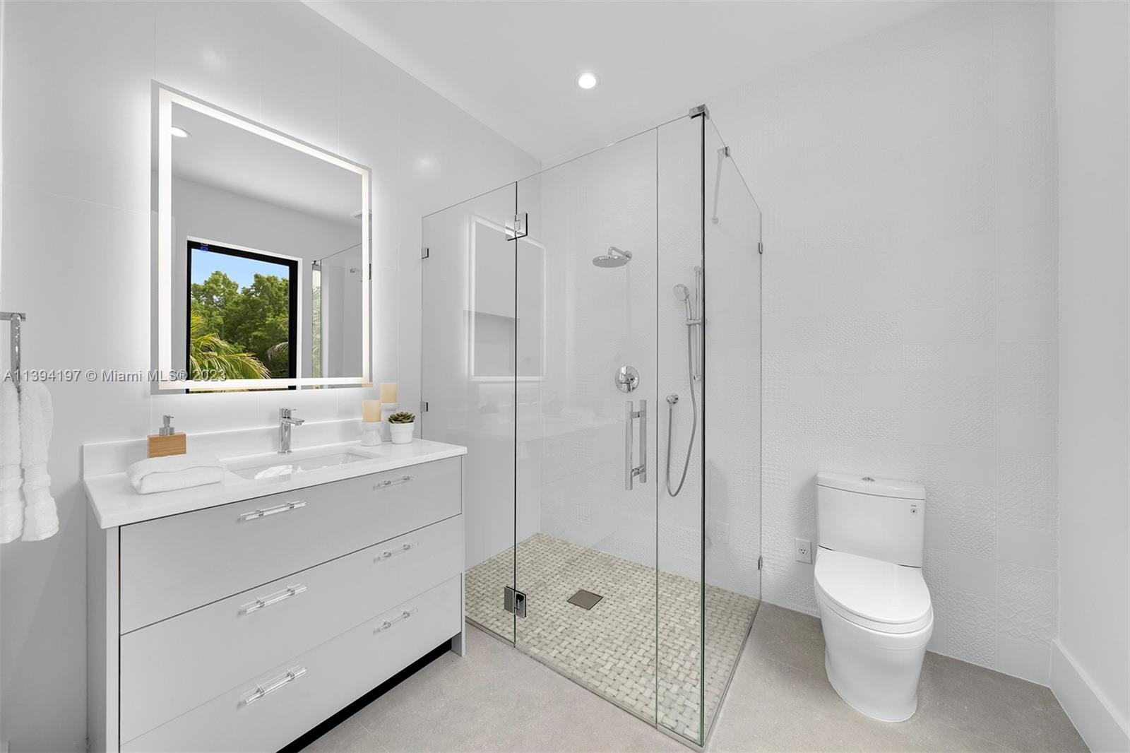 OLD CUTLER POINT - Residential