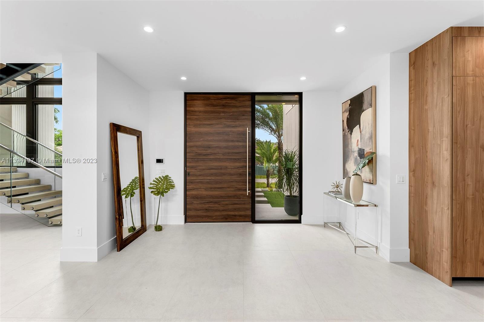 OLD CUTLER POINT - Residential