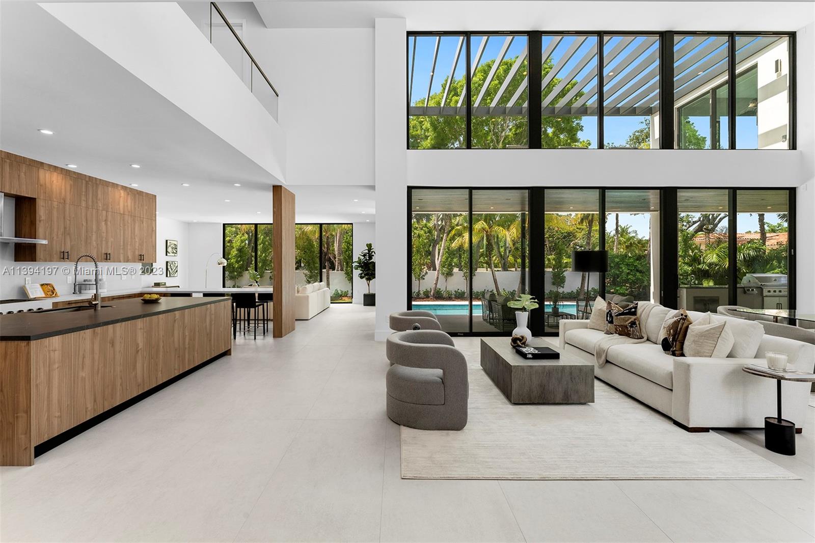 OLD CUTLER POINT - Residential