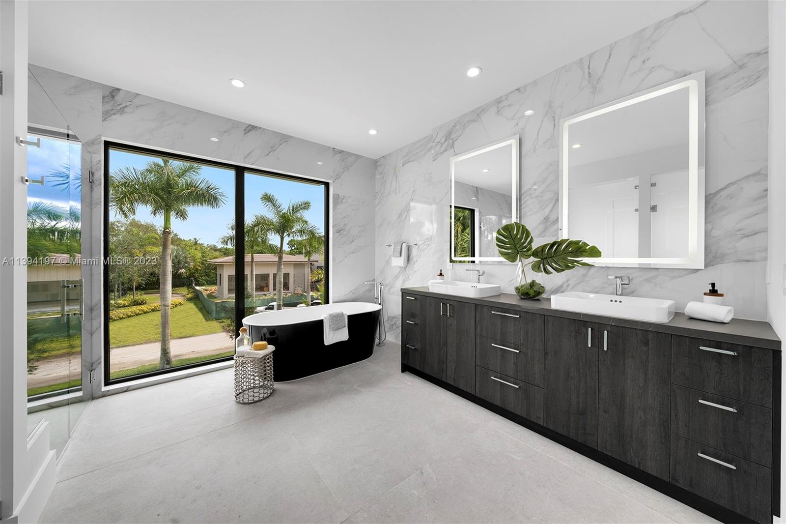 OLD CUTLER POINT - Residential