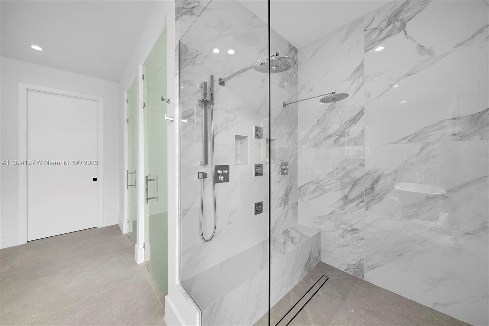 OLD CUTLER POINT - Residential