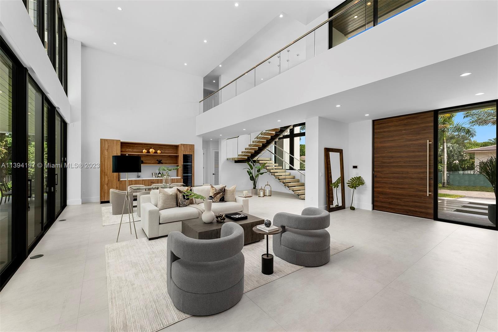 OLD CUTLER POINT - Residential