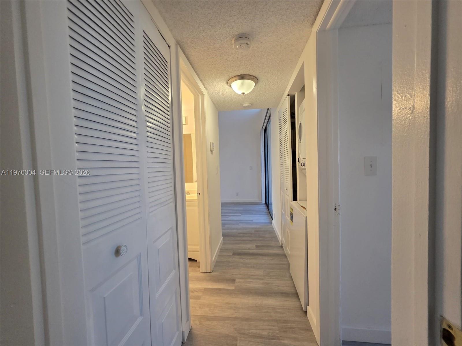 LAKE POINTE CONDOMINIUM N - Residential