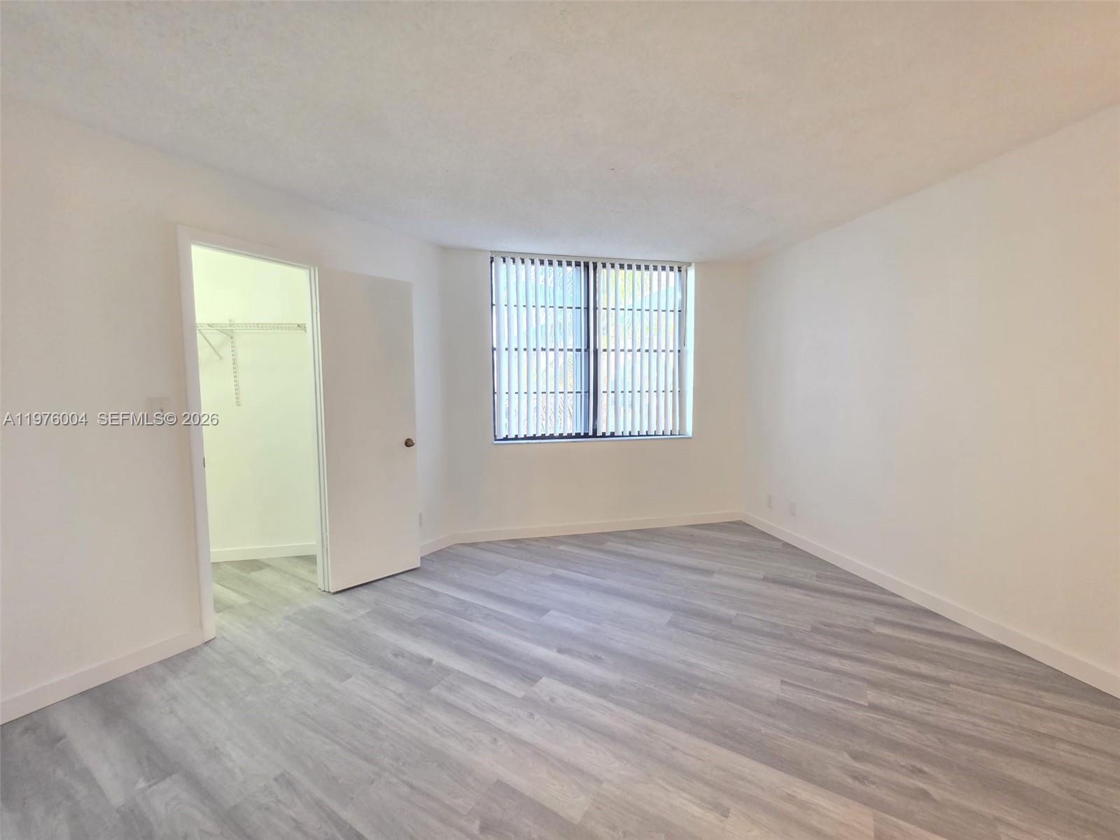 LAKE POINTE CONDOMINIUM N - Residential