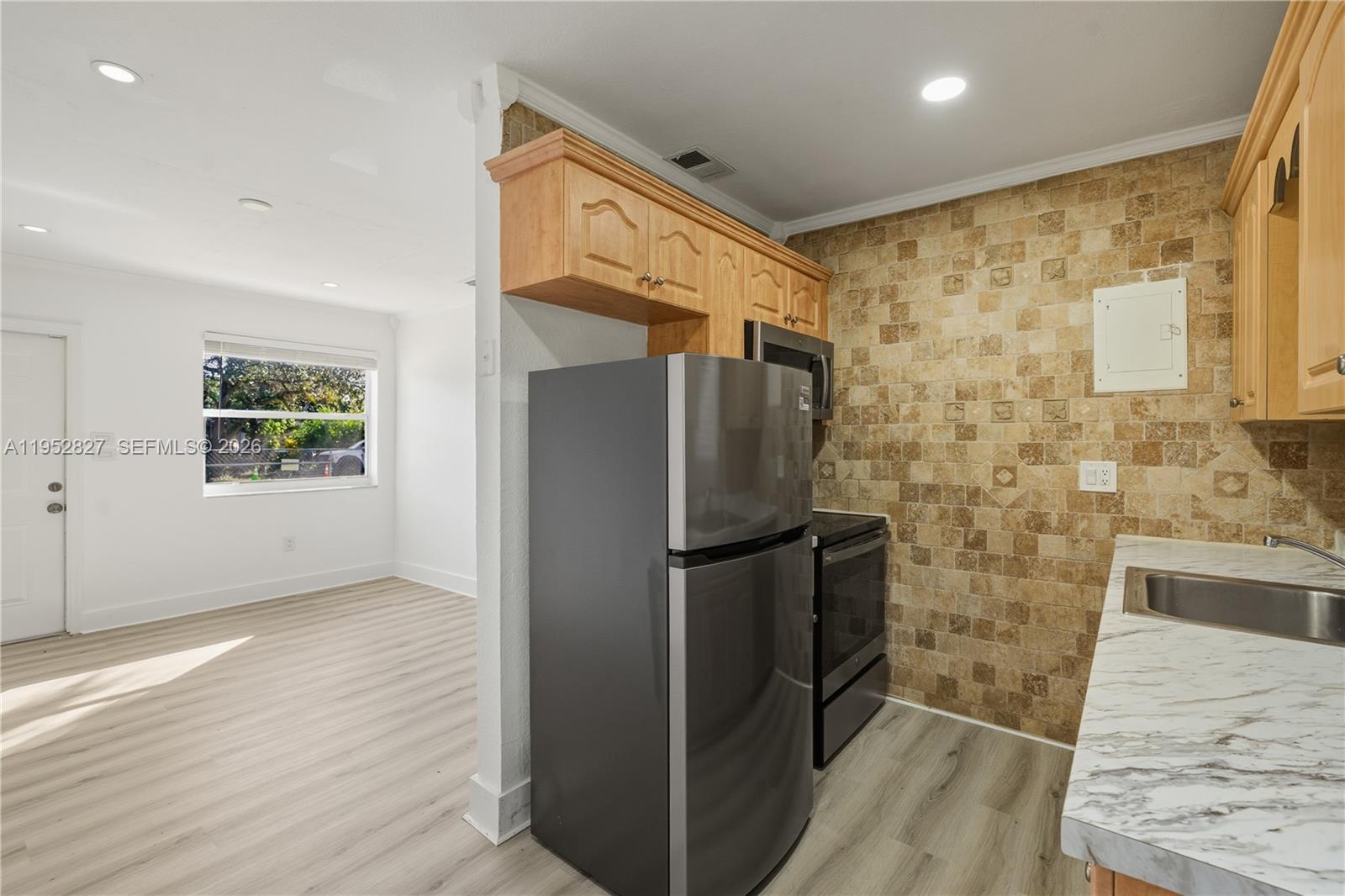 SUNRISE HEIGHTS - Residential