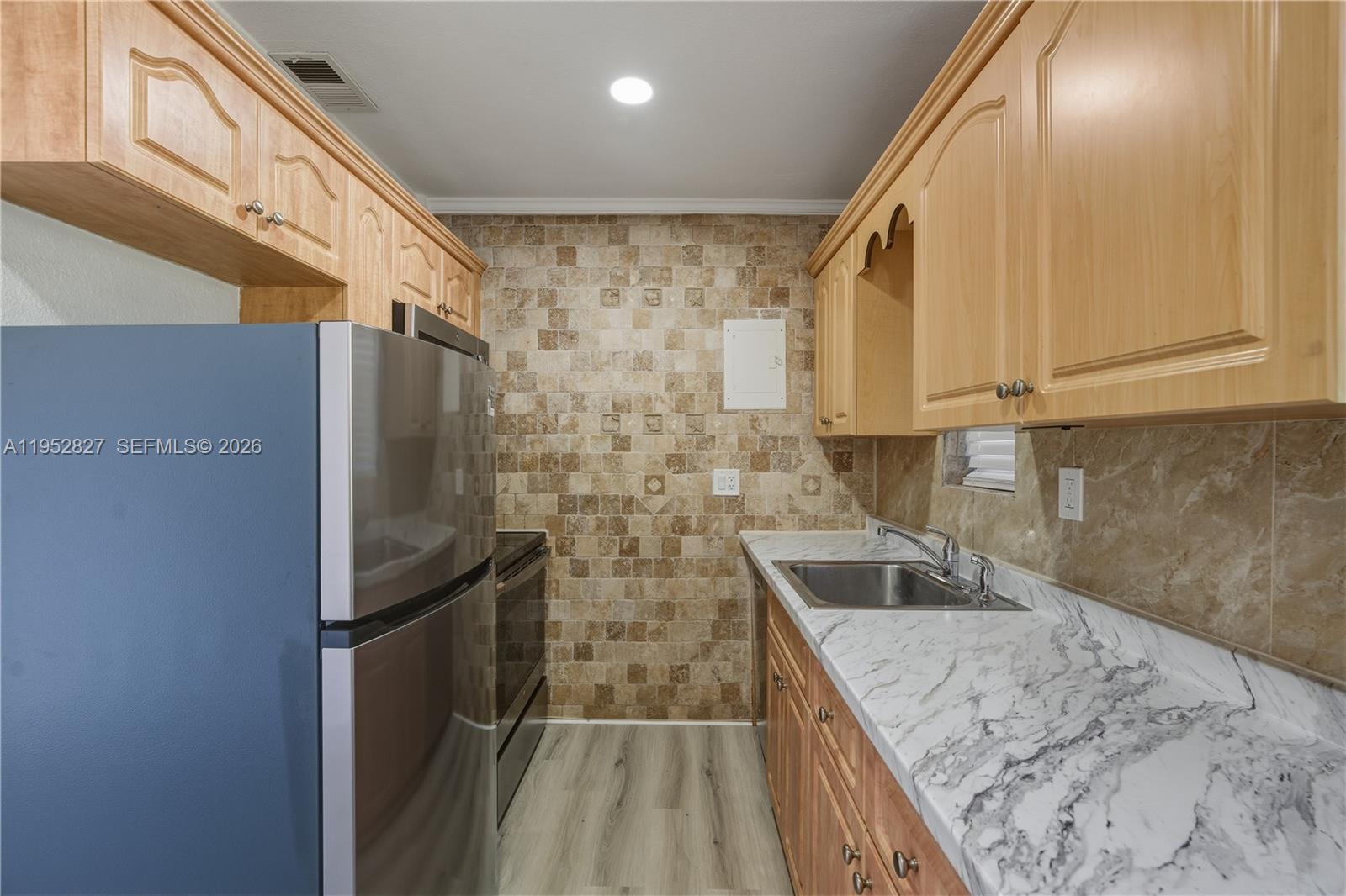 SUNRISE HEIGHTS - Residential