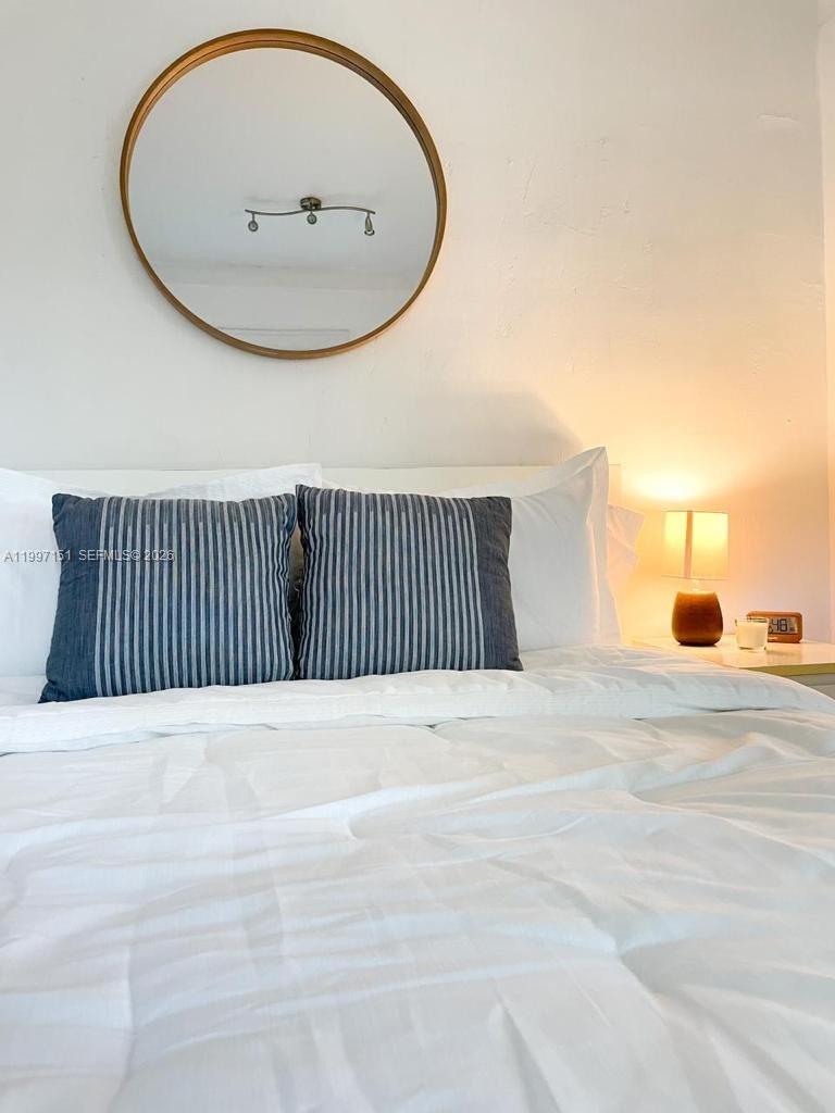 1611 Michigan Ave 13