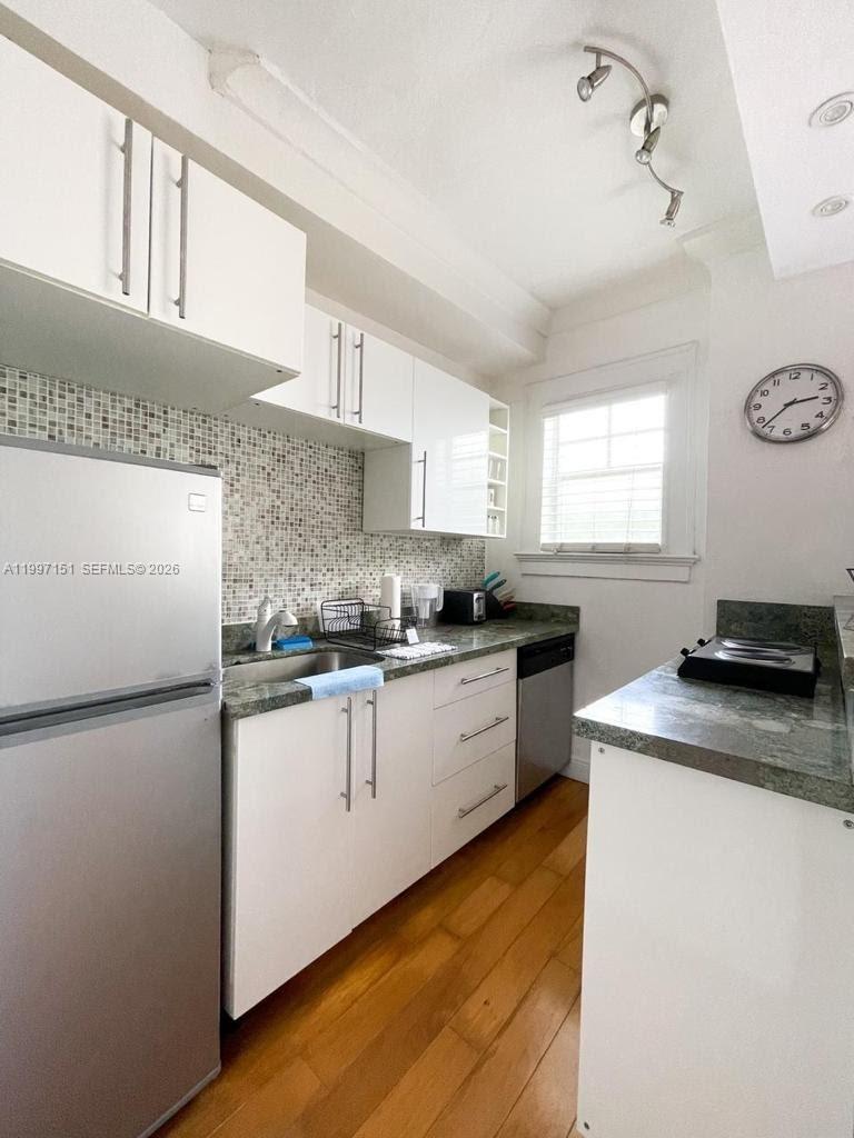 MONTERREY CONDO - Residential Lease