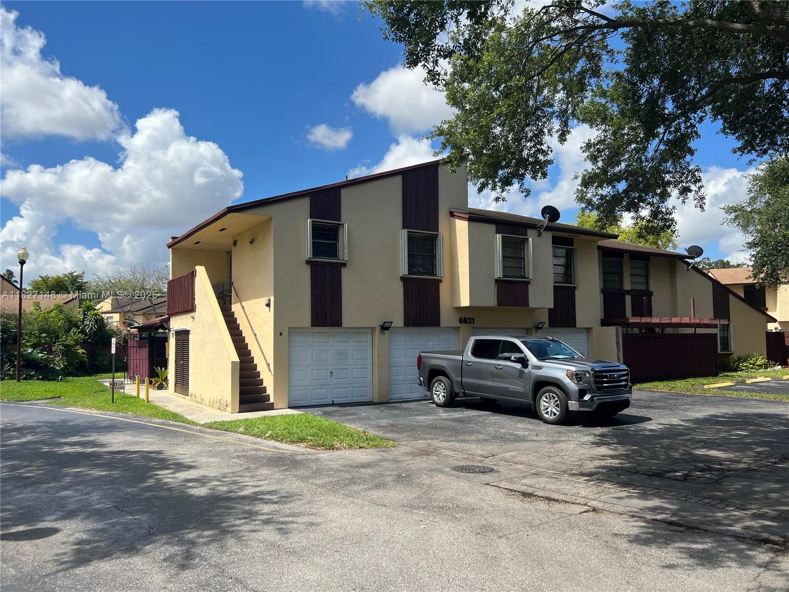 *** OCCUPIED UNTIL 7/31/2025 *** BEAUTIFUL THREE BEDROOM UNIT THAT HAS A CONVERTED GARAGE THAT STILL FUNCTIONS AS A STORAGE AREA BUT WILL NOT FIT A CAR. THE PROPERTY IS LOCATED ON THE GROUND FLOOR, SO THERE ARE NO STAIRS TO CLIMB. THE KITCHEN AND BATHROOMS WERE REMODELED RECENTLY. THE KITCHEN HAS HARDWOOD CABINETS AND GRANITE COUNTER TOPS WITH STAINLESS STEEL APPLIANCES. THE FAMILY ROOM OVERLOOKS THE DINING AREA AND THE KITCHEN HAS EAT-IN COUNTER TOPS. THE THREE BEDROOMS ARE SPACIOUS WITH WOOD FLOORS AND ONE BEDROOM IS IN THE CONVERTED GARAGE. THE BATHROOMS ARE NEW. ONE HAS A BATHTUB AND THE OTHER A SHOWER ONLY. LARGE TILES ARE THROUGHOUT THE REMAINDER OF HOME. UNIT HAS A NICE PATIO FOR RELAXING AND STORAGE.