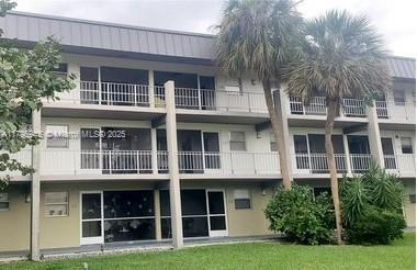 250 Layne Blvd 106, Hallandale Beach, Broward County, Florida - 1 Bedrooms  
1 Bathrooms - 