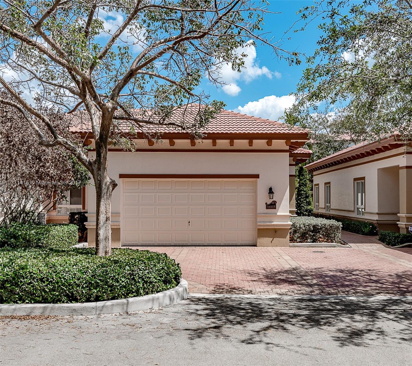 Tha Palms At Weston - Residential