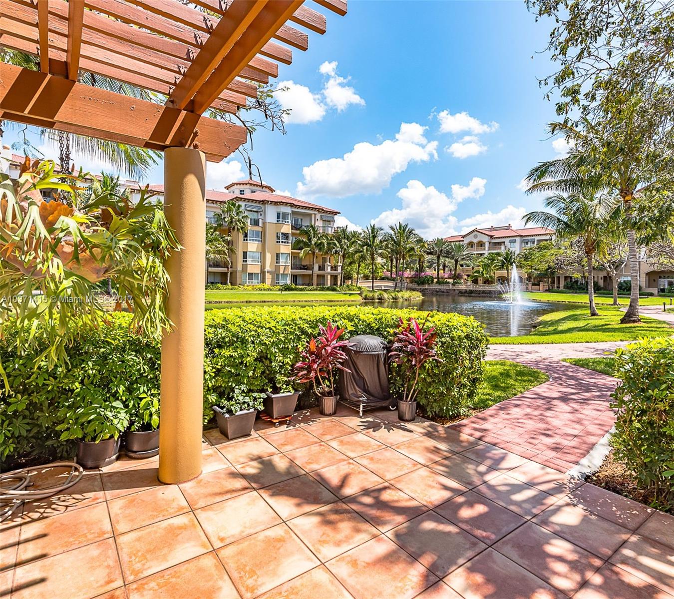 Tha Palms At Weston - Residential