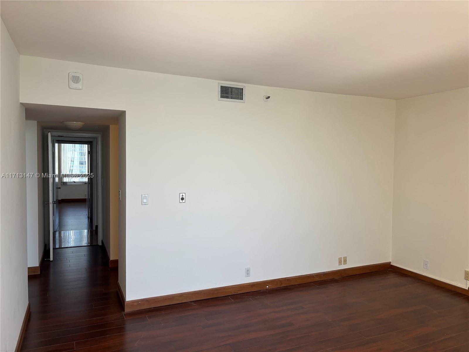 THE PALACE CONDO - Residential
