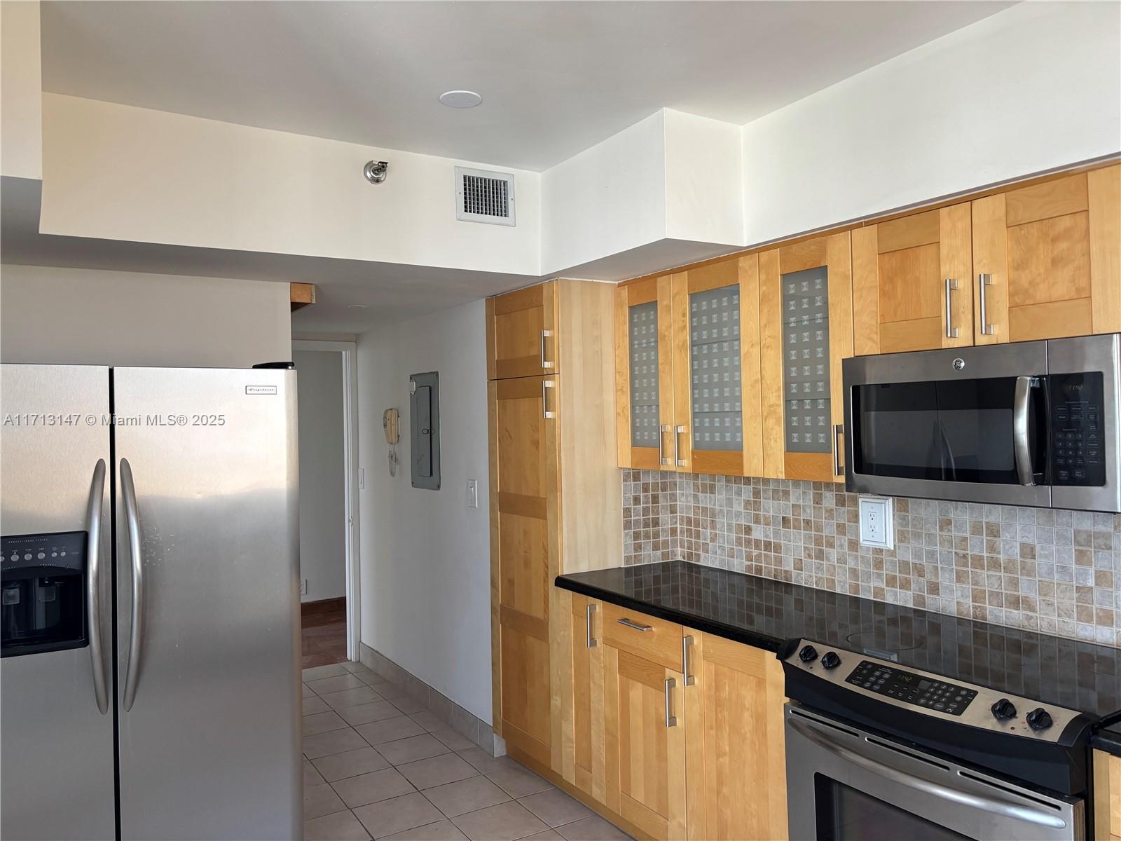 THE PALACE CONDO - Residential