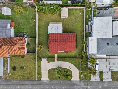 Tiny photo for 7245 SW 19th St, Miami, FL 33155 (MLS # A11977179)