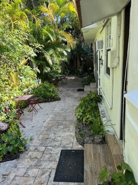 NORTHERN BLVD TRACK - Residential Lease