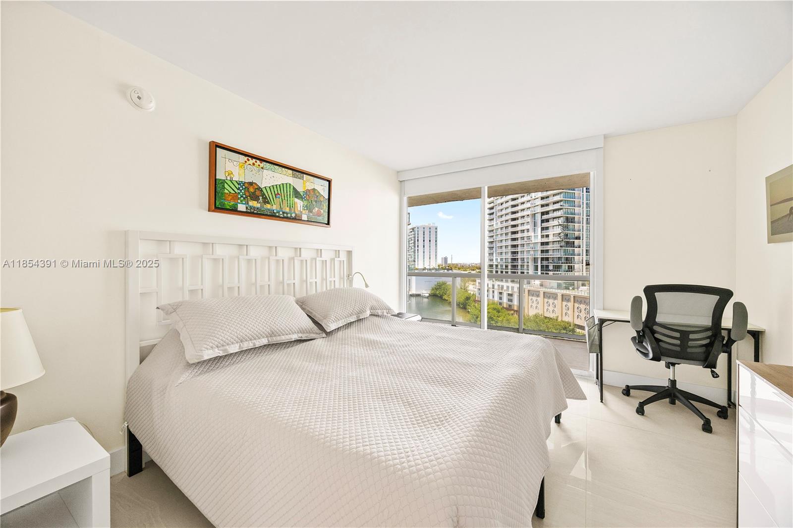 OCEANIA V CONDO - Residential