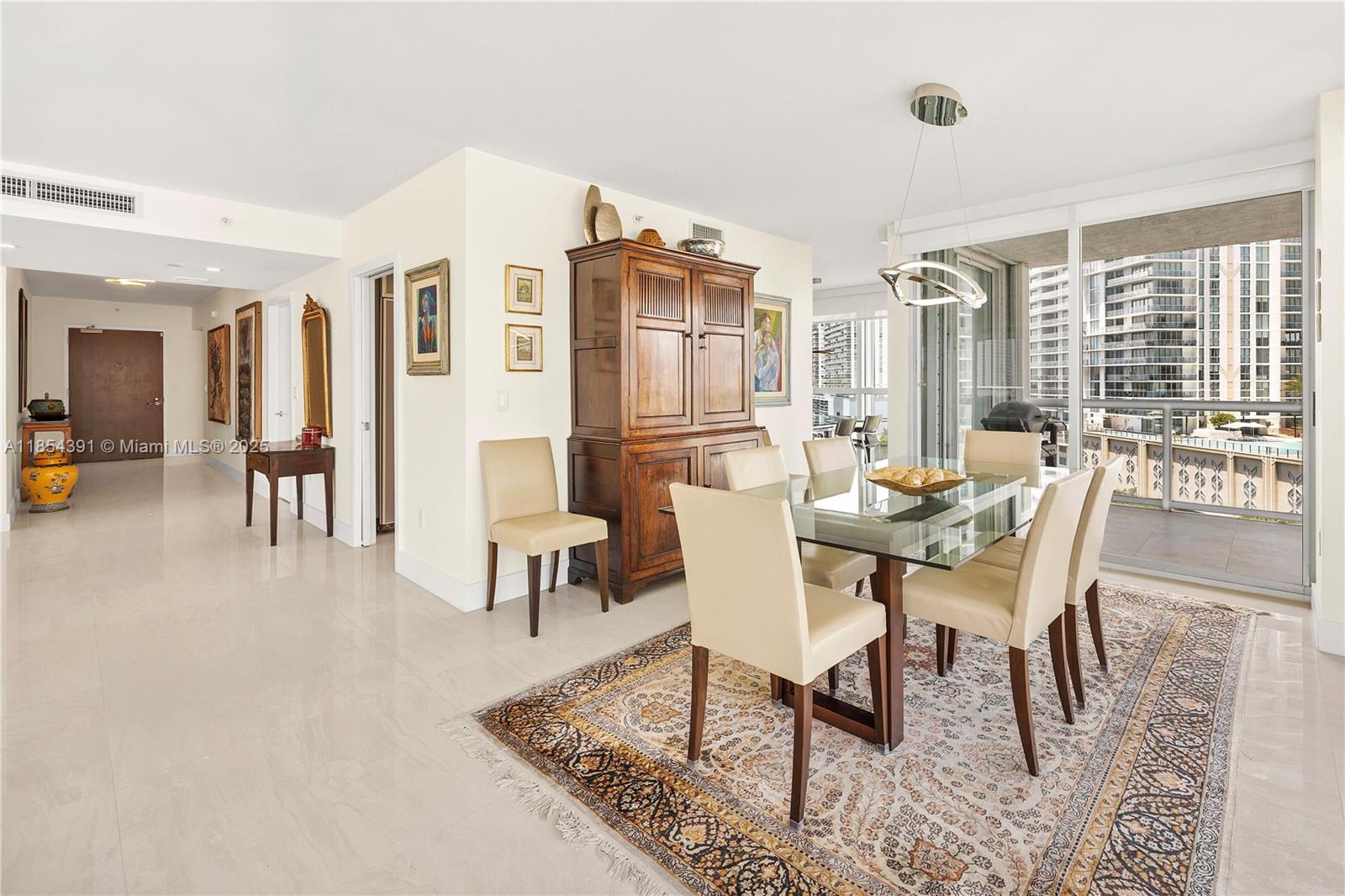 OCEANIA V CONDO - Residential