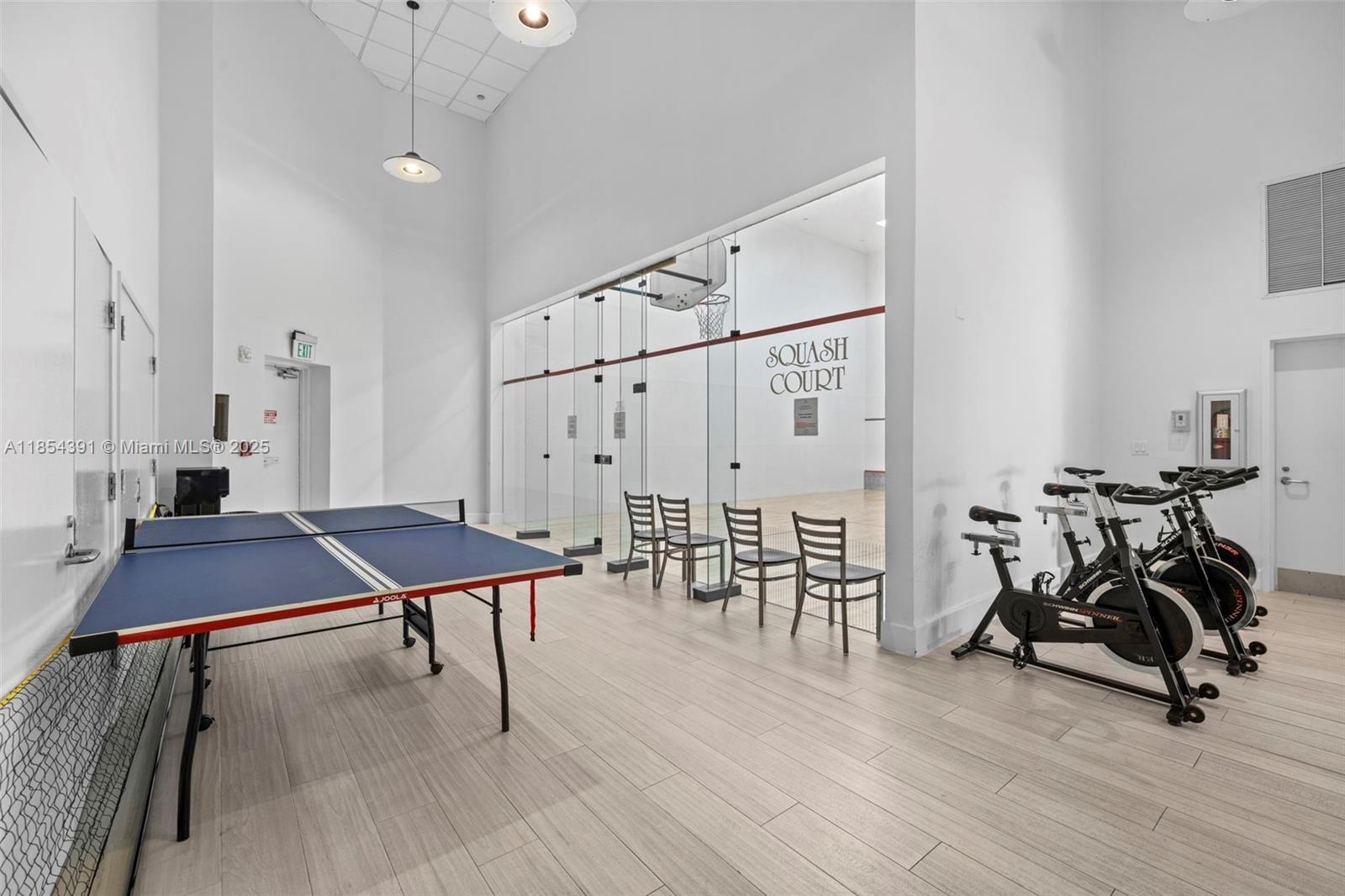 OCEANIA V CONDO - Residential