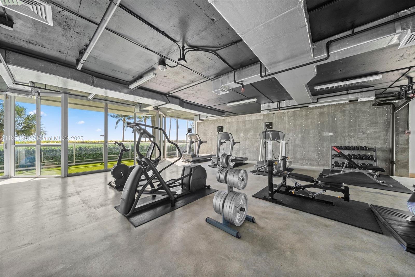 OCEANIA V CONDO - Residential